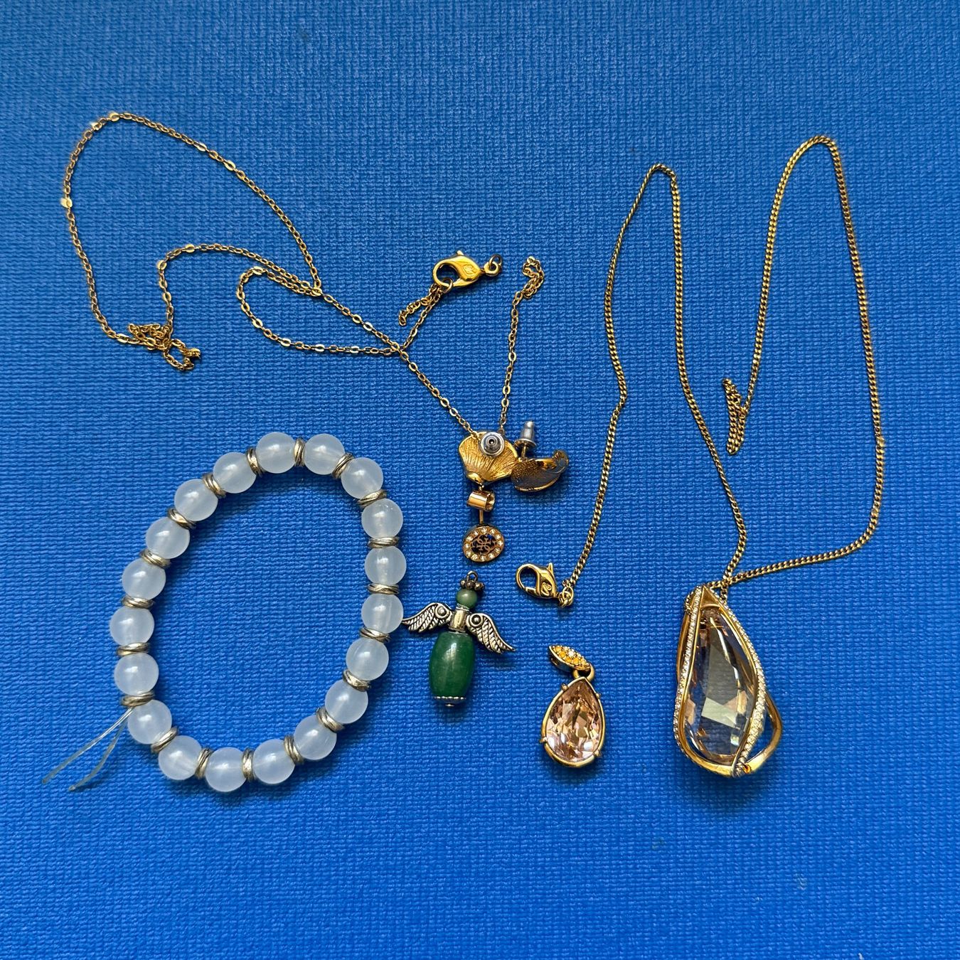 Swarovski Sonstiger Schmuck: Modeschmuck 2 Kettenanhänger mit Swarovski etc. – Gebraucht aus Frauenfeld von Camel16 6