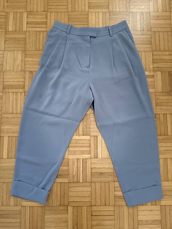 Pantaloni: COS, Anzughose grau, Gr. 44 – Usato da Zollikofen venduto da lili.j 1