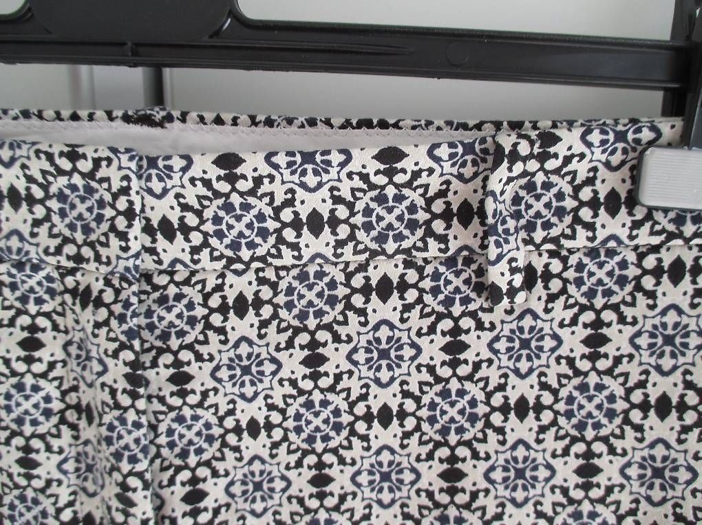 Hosen: Hose, beige/schwarz/dunkelblau, Grösse 40 – Neu (gemäss Beschreibung) aus glattfelden von carlo046 2