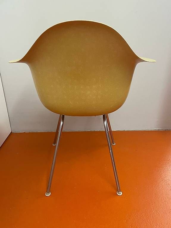 Sessel: Eames Armchair Ochre Light – Gebraucht aus hermrigen von Hasihasi2 1