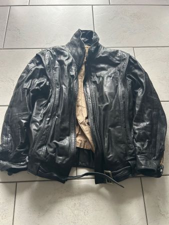 Schwarze Lederjacke aus den 80er