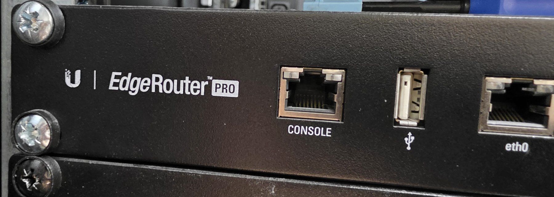 Firewall: Ubiquiti EdgeRouter Pro – Gebraucht aus Russy von tpneet
