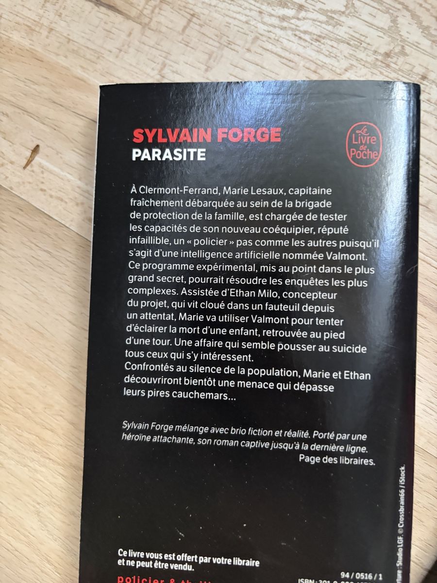 Libri: Lot de 8 polars en français  – Usato da Crissier venduto da Nouchki76 1