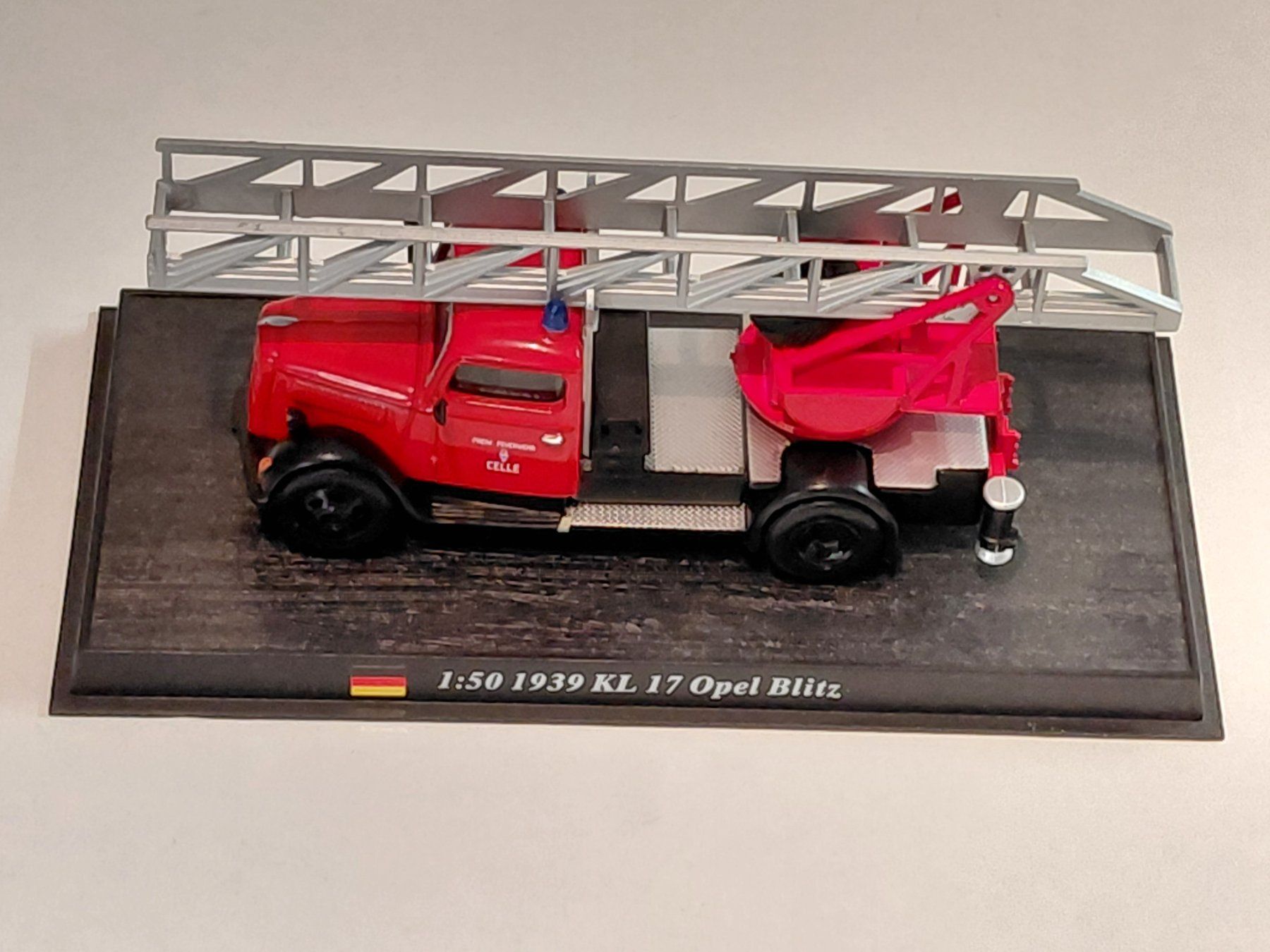 Opel Modellini d'auto: Opel Blitz Feuerwehr 1:50 – Nuovo (secondo la descrizione) da Bern venduto da ascona43