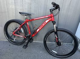 Bicicletta MTB Trek 26 freni a disco copertoni nuovi 