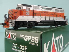 KATO 37-02F Western Pacific GP35