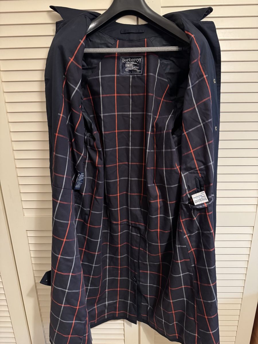 Burberry Mäntel: Klassischer Burberrys Trenchcoat, Dunkelblau – Gebraucht aus Niederbipp von yar_tf6f 4