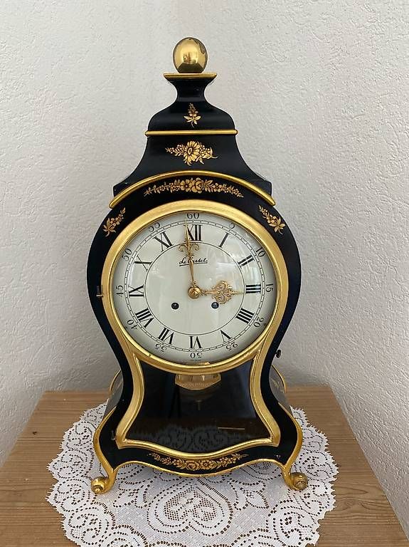 Pendules & Horloges murales: Uhr – D'occasion à Münchwilen TG par bluemaker