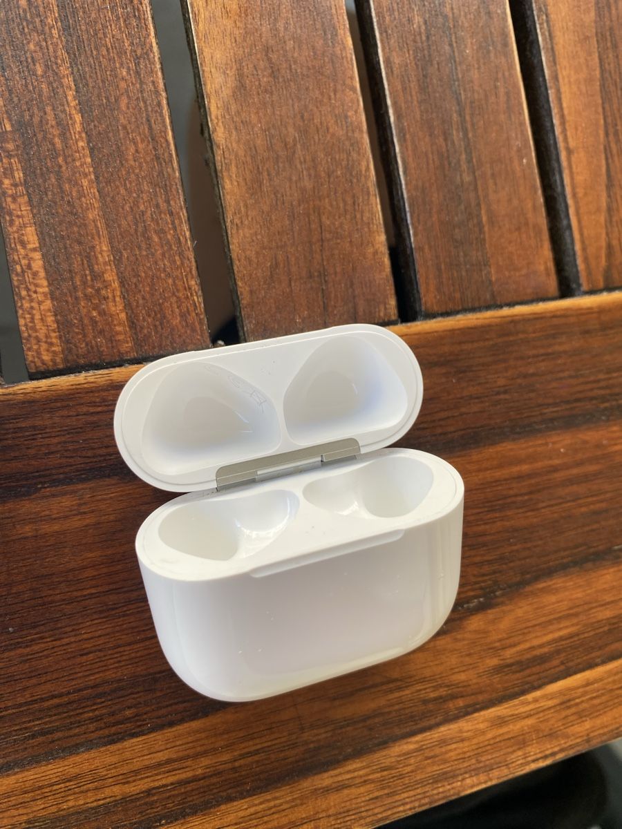 Apple Cuffie: Apple AirPods 4 – Usato da Niederwangen BE venduto da fghjijb89 2