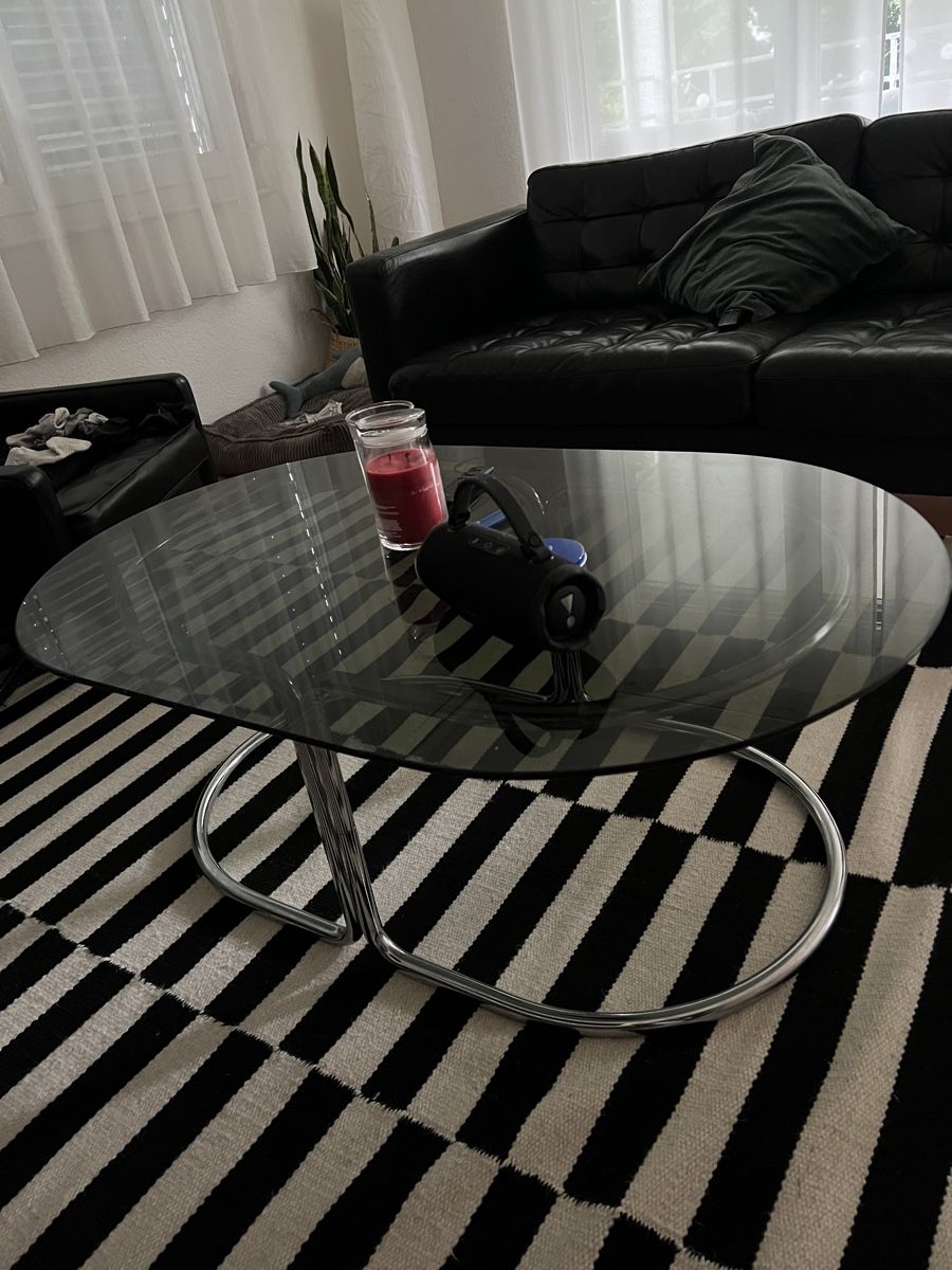 Tavoli: bauhaus chrom glas couchtisch – Usato da Pfäffikon SZ venduto da str_s55r 1