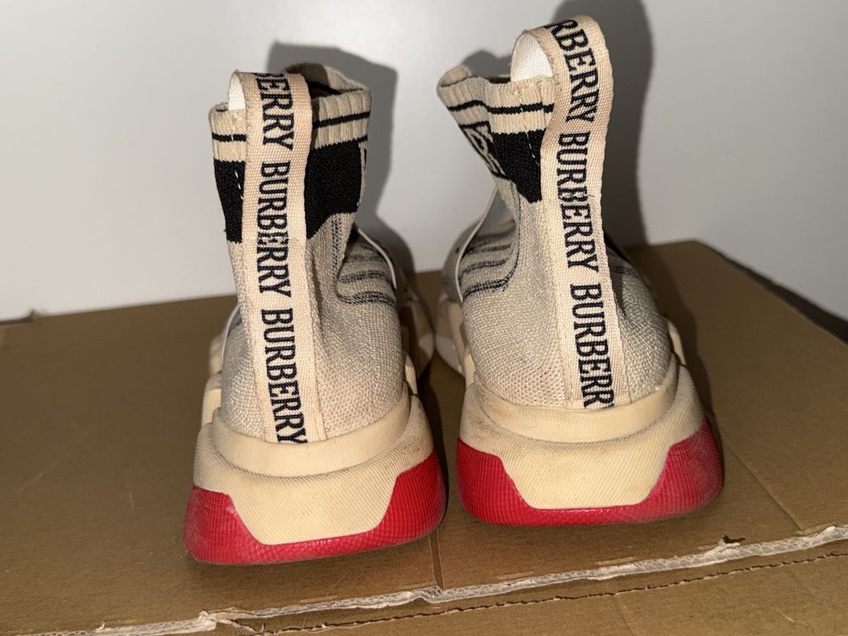 Burberry Scarpe da donna: BURBERRY SNEAKER MIT KAROMUSTER – Usato da Schlieren venduto da kle_dis 1