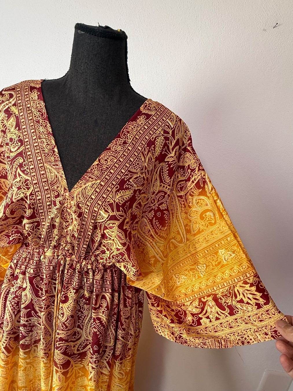 Robes: Boho Maxiszufenkleid aus Seide – Neuf (Voir description) à Sigriswil par ck56 3
