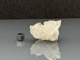 Quartz crystal - Mineral