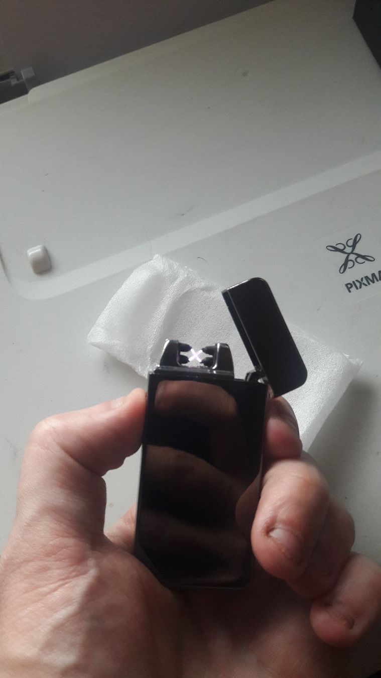 Accendini: Plasma-Feuerzeug PEARL – Usato da Laufen venduto da Mann455 1