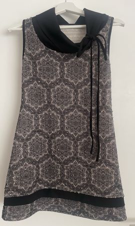 Schickes Kleid mit Muster, Grösse S
