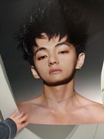 Poster di V dei BTS