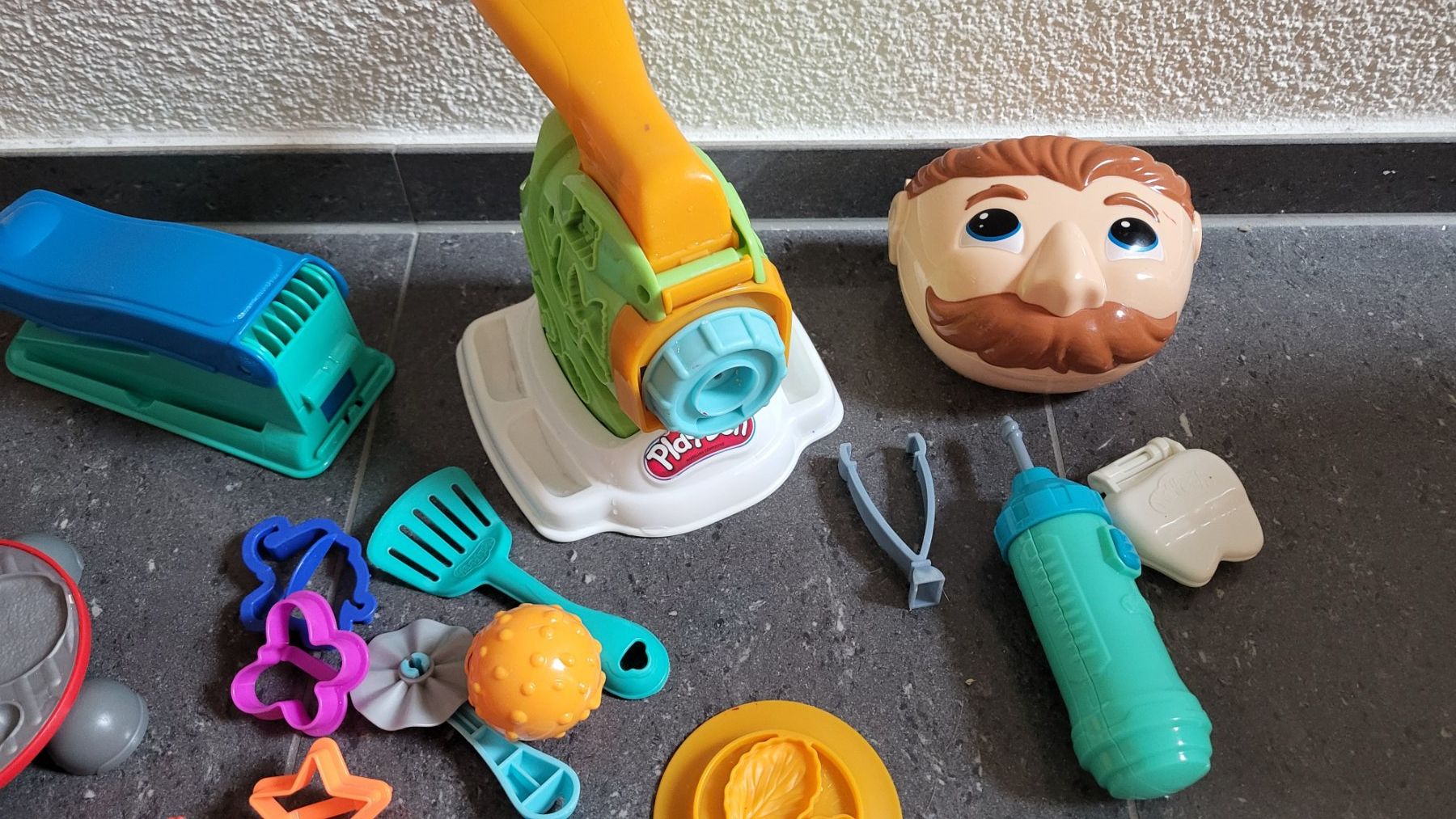 Play-Doh Giocattoli: Play doh Geräte – Usato da Gettnau venduto da Federwind 1