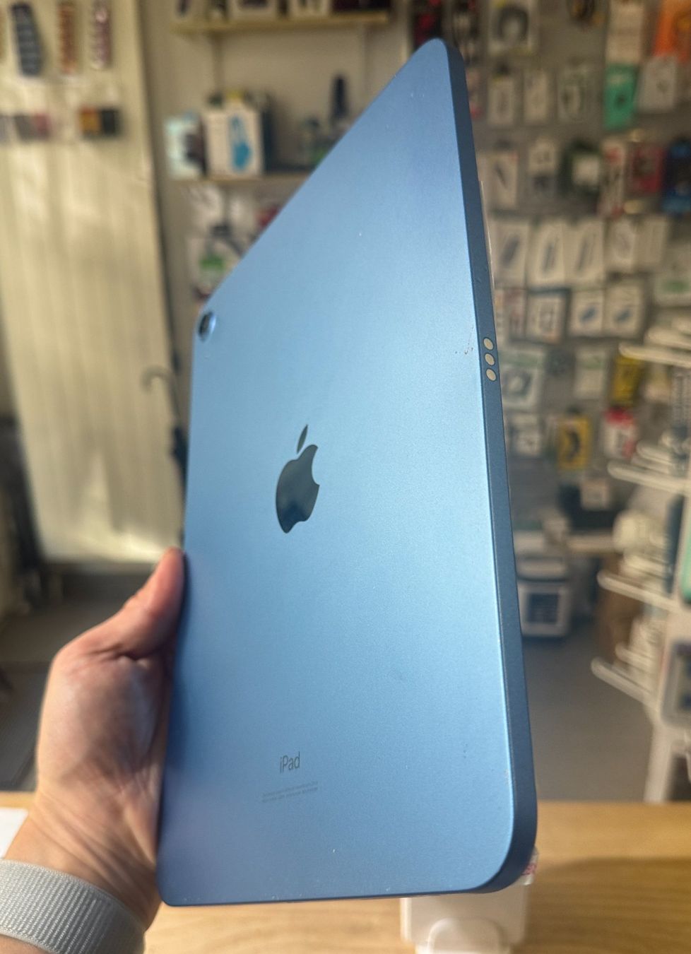 Covers & Taschen: iPad 10 chassis complet Pièces détachées – Gebraucht aus Morges von DA-repa 1
