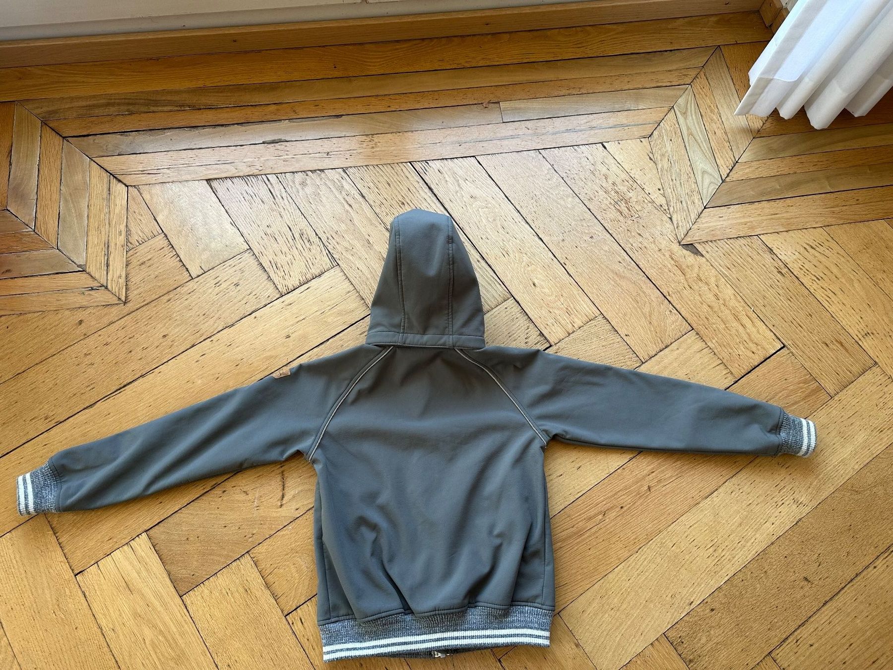 Name It Giacche & Cappotti: Jungen Softshelljacke Gr. 134 von Playtech by name it – Usato da Zuerich venduto da Tozde 1