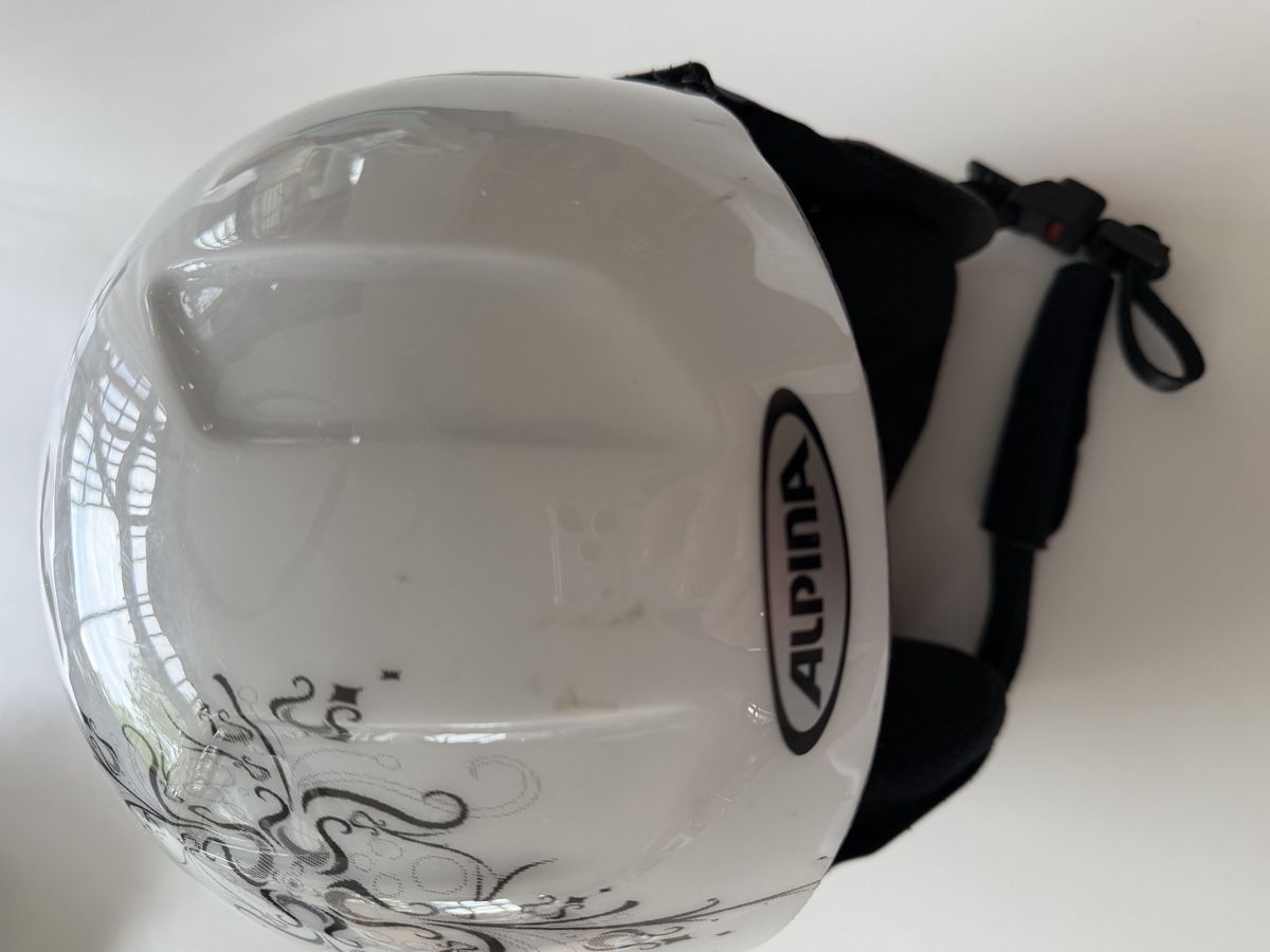 Alpina Casques: Skihelm weiß  – D'occasion à Beromünster par cosmopolitan68