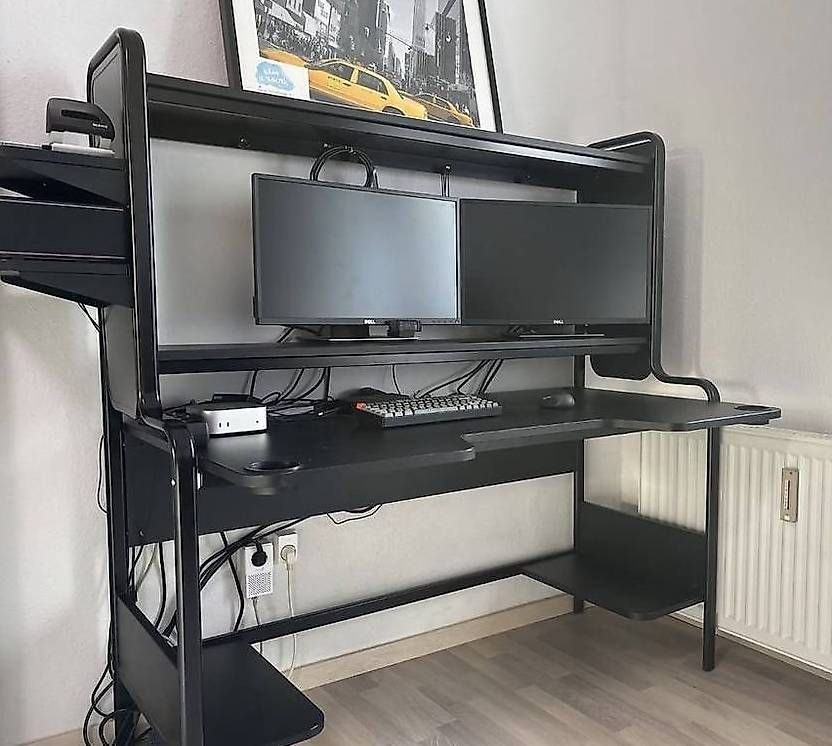 Ikea Schreibtische: Bureau FREDDE gamer Ikea – Gebraucht aus Savigny von lau_pz6c