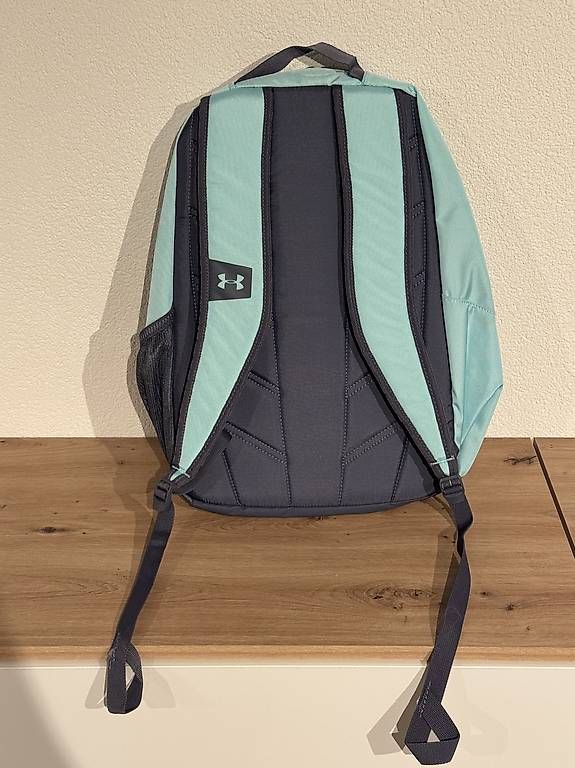 Under Armour Zaini: Rucksack Under Armour türkis – Nuovo (secondo la descrizione) da Frutigen venduto da sal_9lqd 1