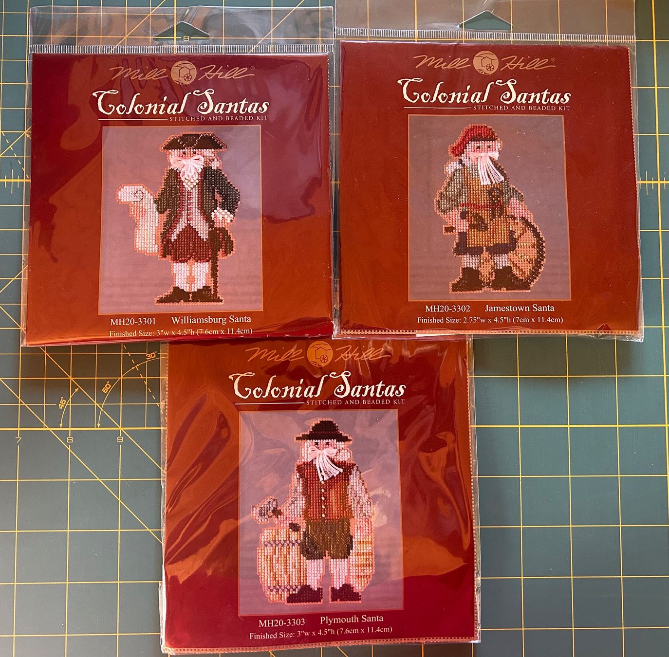 Bastelsets: Lot complet de 3 Colonial Santas de Mill Hill – Neu und originalverpackt aus Bouveret von sev_qj7l 1