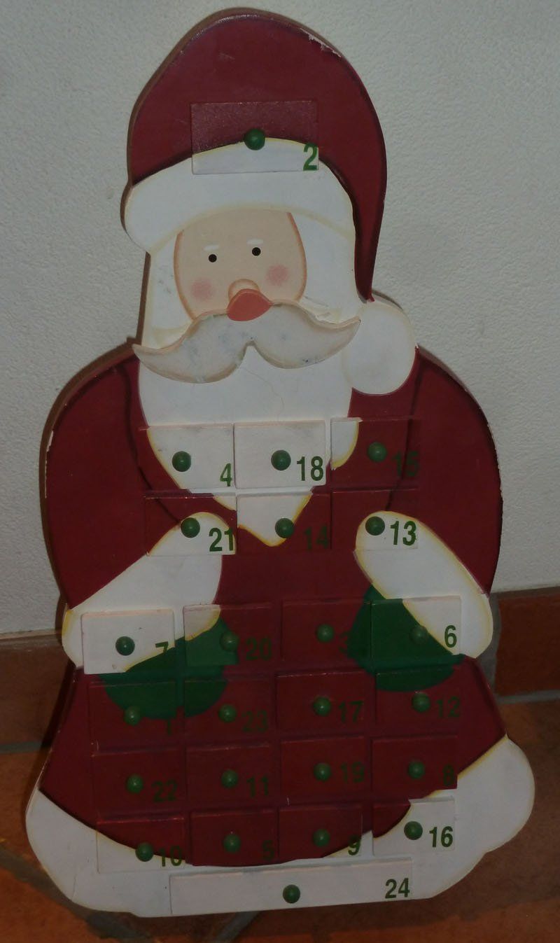 Tutte le decorazioni: Weihnachtsmann-Adventskalender – Usato da Ruggell venduto da Btt