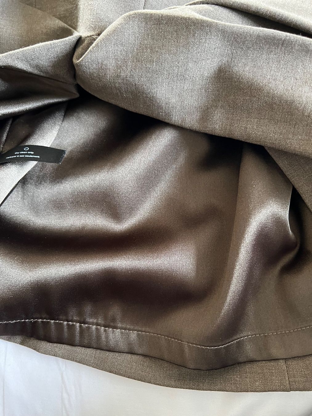 Röcke: Pencil skirt club monaco – Gebraucht aus Münchenstein von ArleneLM 5
