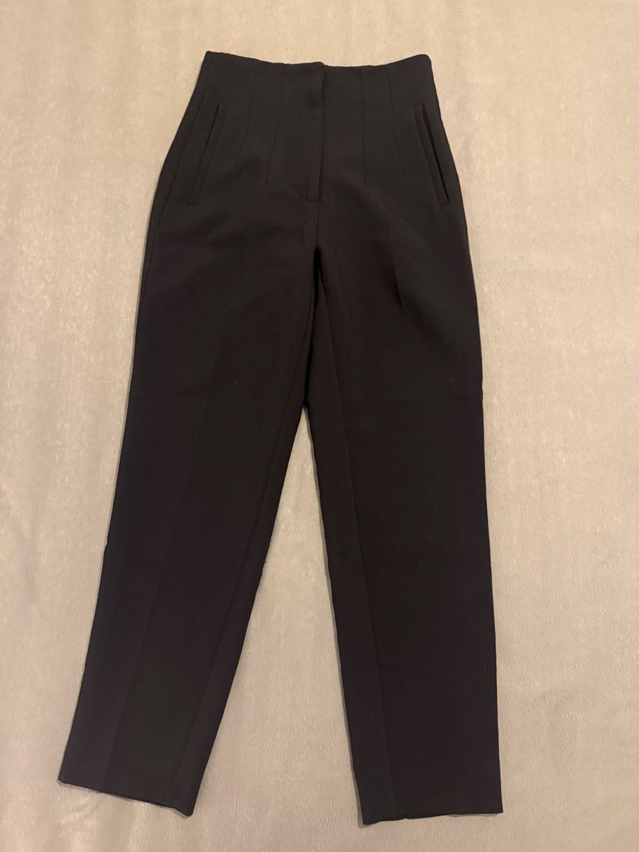 Zara Pantaloni: Zara Hose mit hohem Bund – Usato da Muttenz venduto da Bea_dbr 1