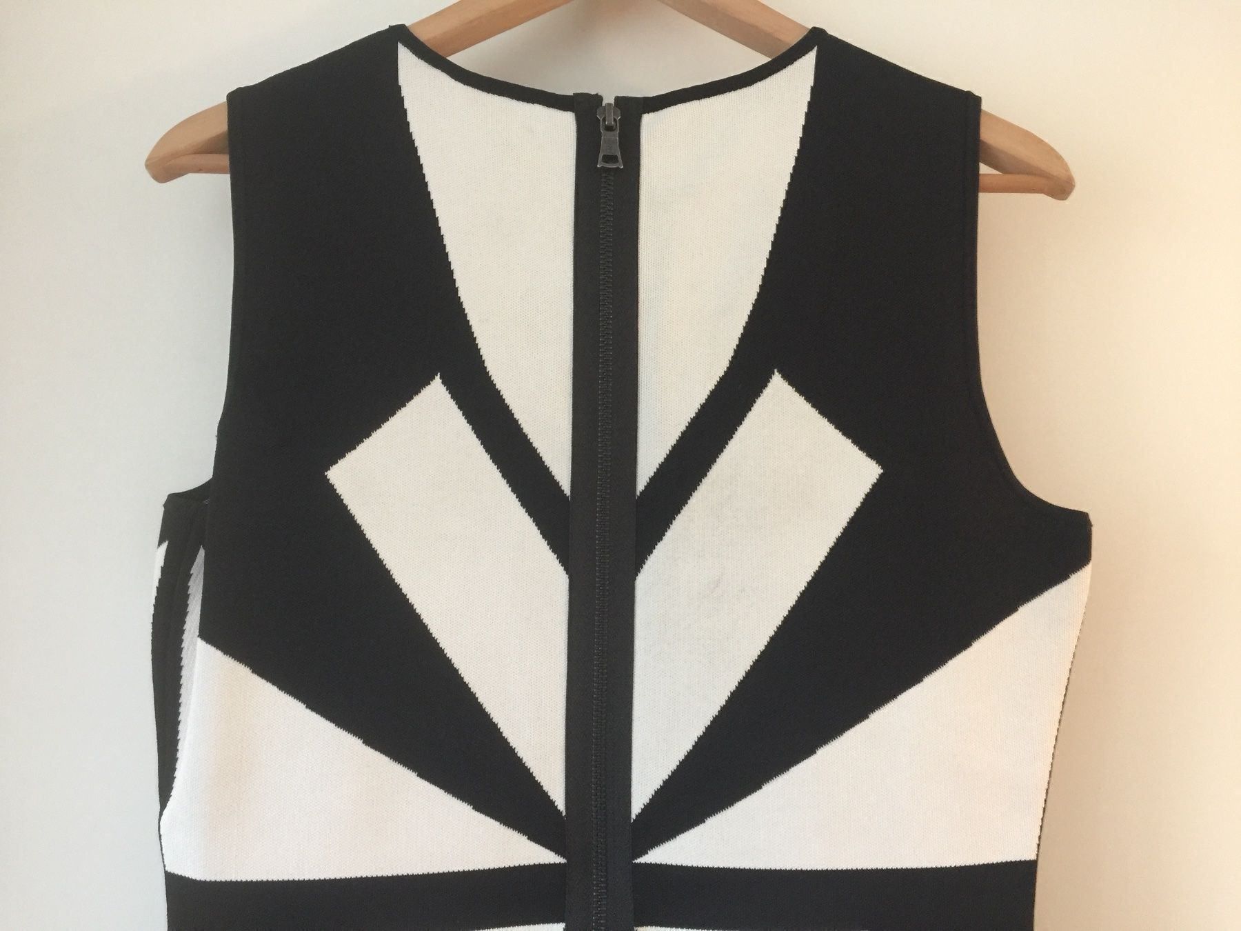 Vestiti: BCBG Max Azria Kleid Gr. M – Usato da Lachen venduto da Reeci 3