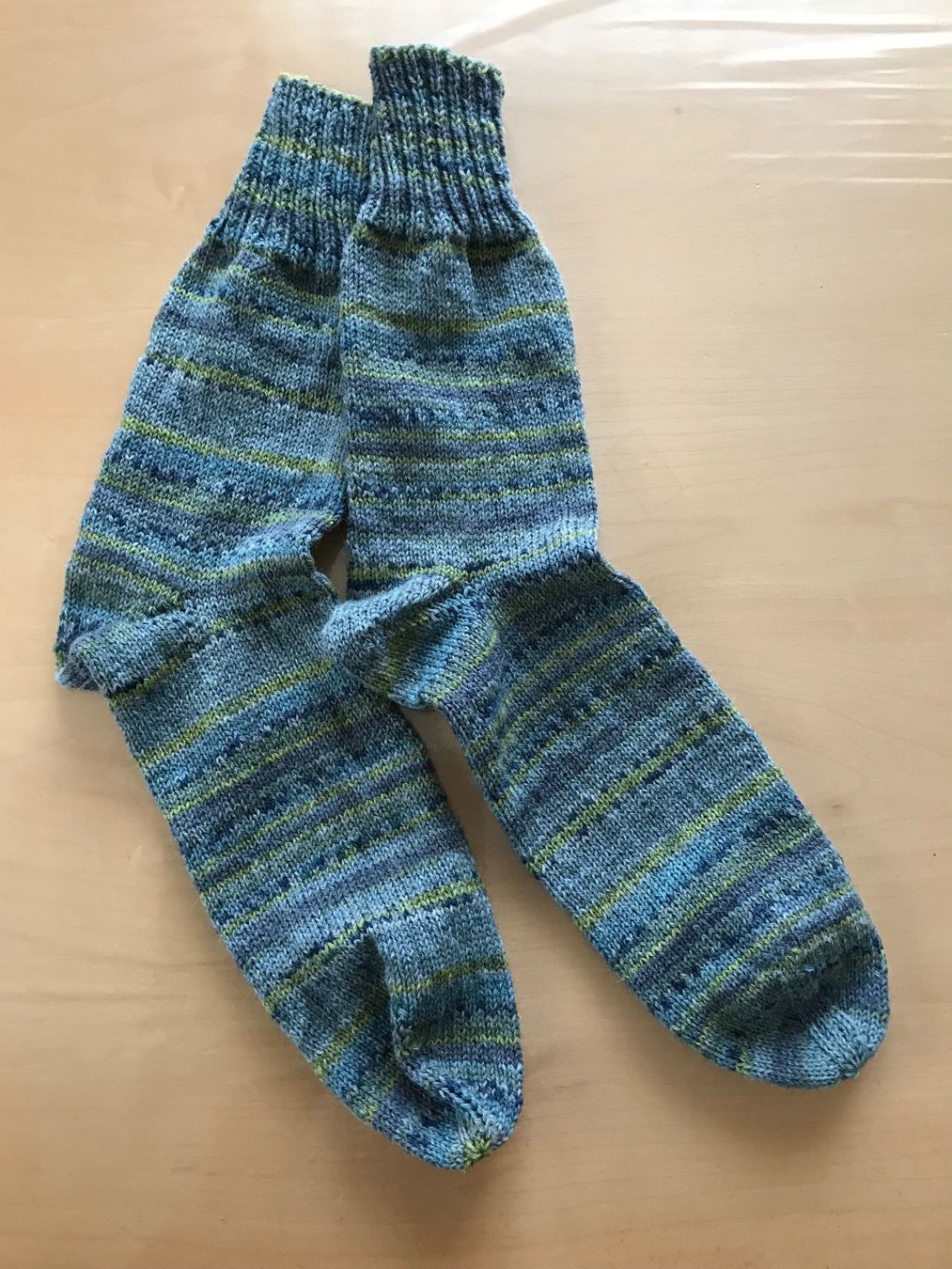 Calze: Herrensocken, Gr. 43/44, Handarbeit – Nuovo (secondo la descrizione) da Mauren venduto da nfr_8pxy