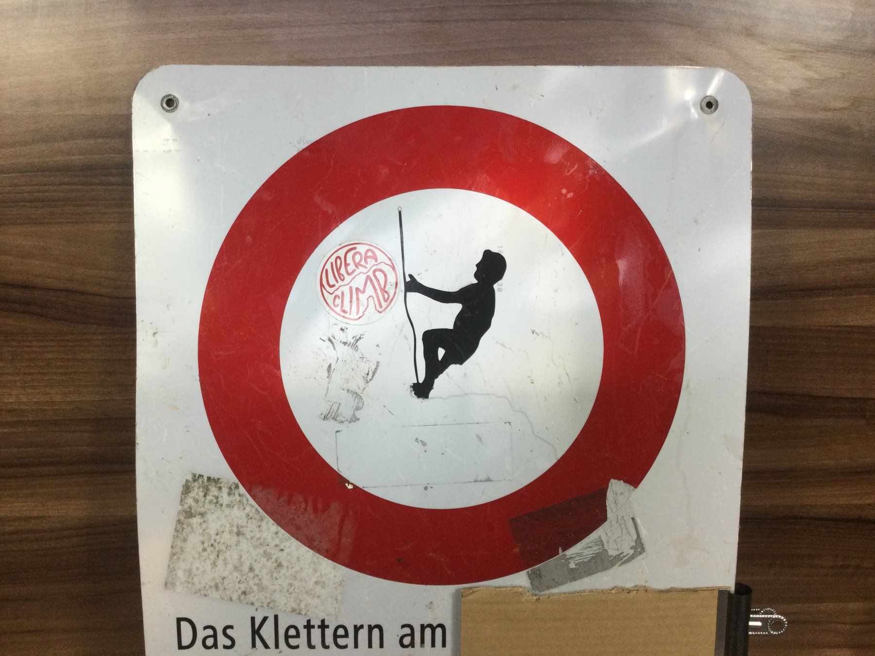 Insegne: Gebrauchtes Verbots Schild Klettern verboten – Usato da Wangen SZ venduto da kuriosum12 1