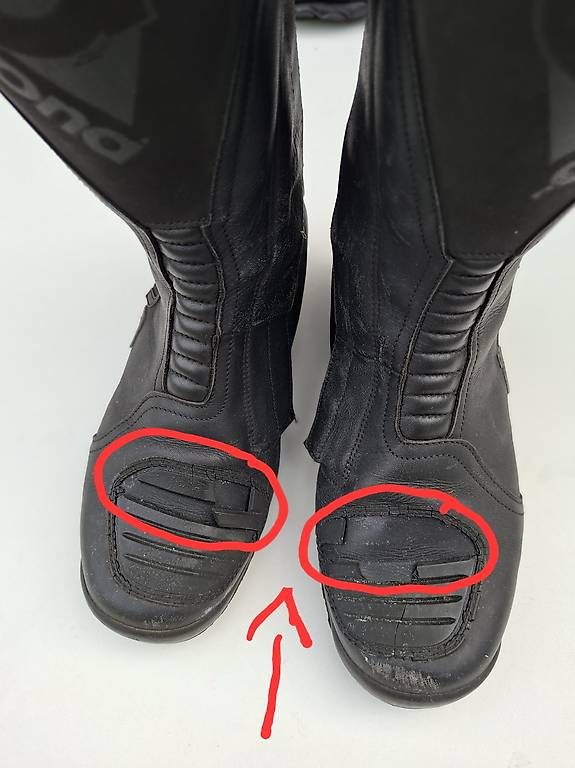 Chaussures femmes: Motorradschuhe Gr 38 – D'occasion à Kreuzlingen par Norina_8b8d 1