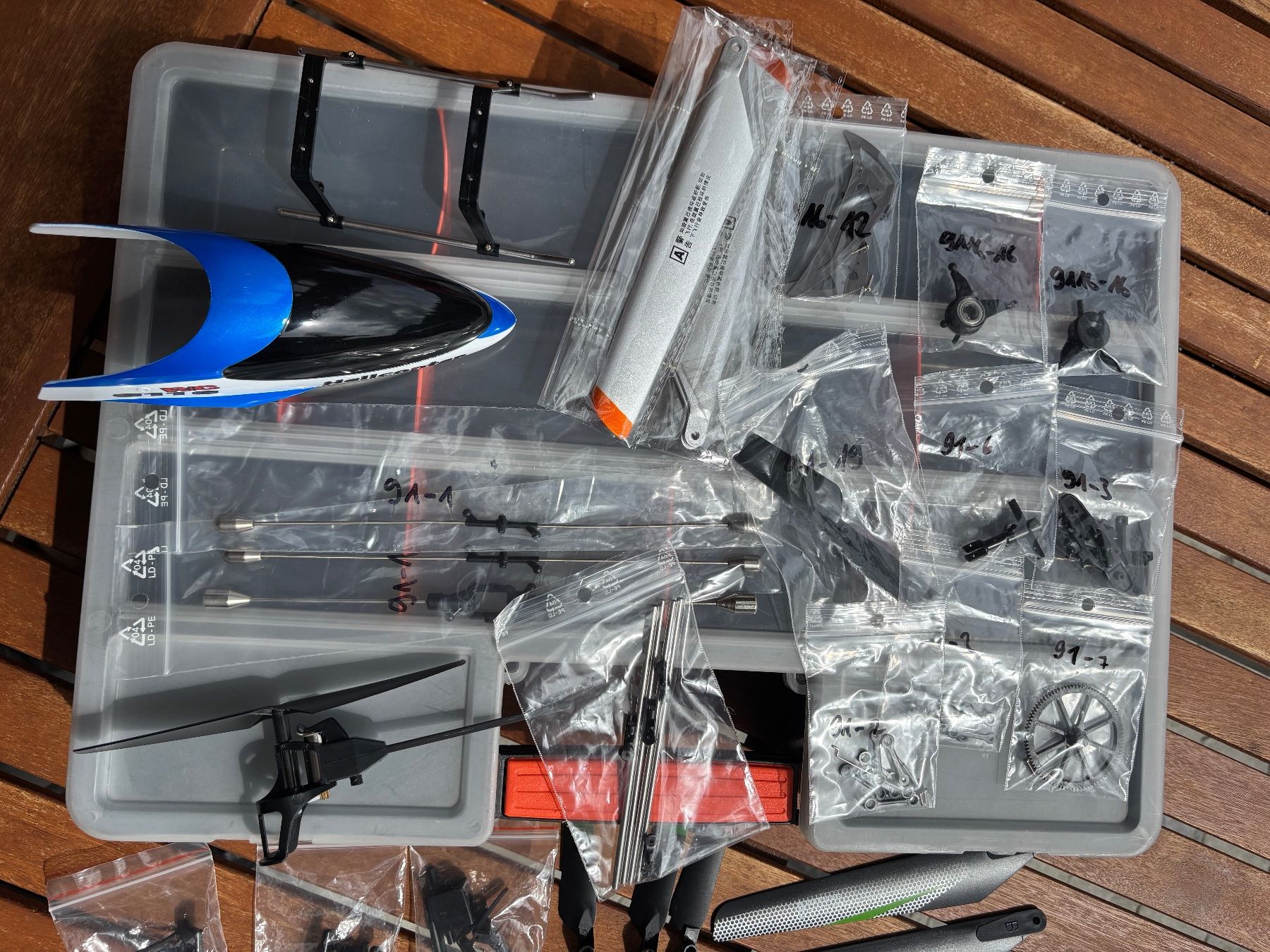 Modellismo RC: Div. Ersatzteile RC Helikopter – Nuovo e nell'imballaggio originale da Trubschachen venduto da hofula89 2