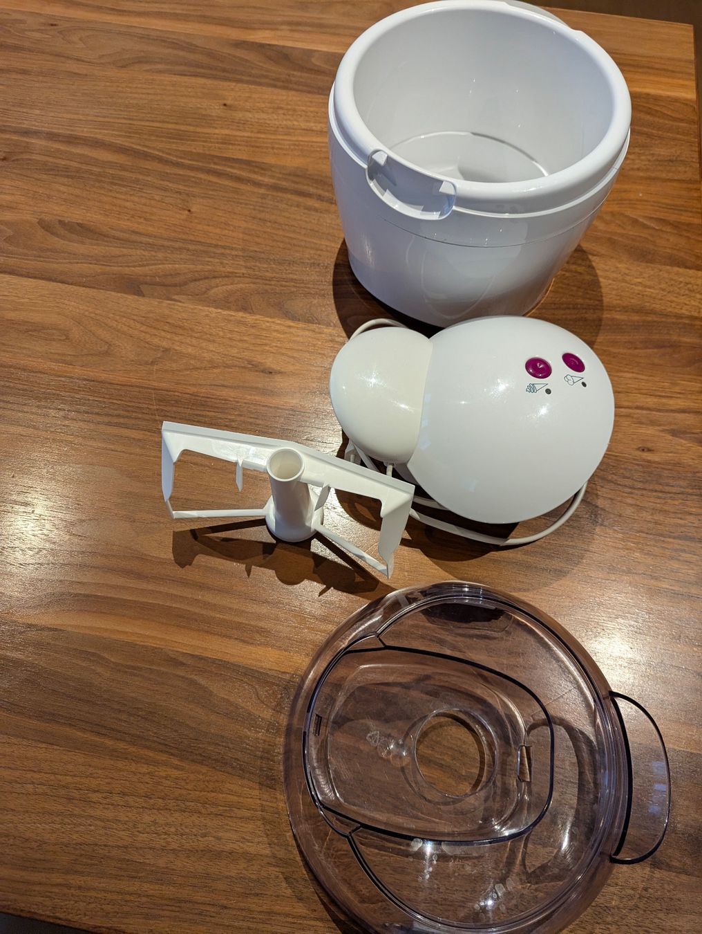 Philips Elettrodomestici da cucina: Glacemaschine / Eismaschine "Philips HR2305 – Usato da oftringen venduto da Steinbruch 3
