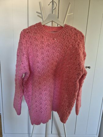 Zara Pullover Neu Größe M-L 
