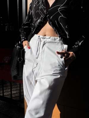 Pantalons: Dion Lee Eyelet Tie-Cuff Pants White Size M new – Neuf (Voir description) à Zürich par flo_8yph 8