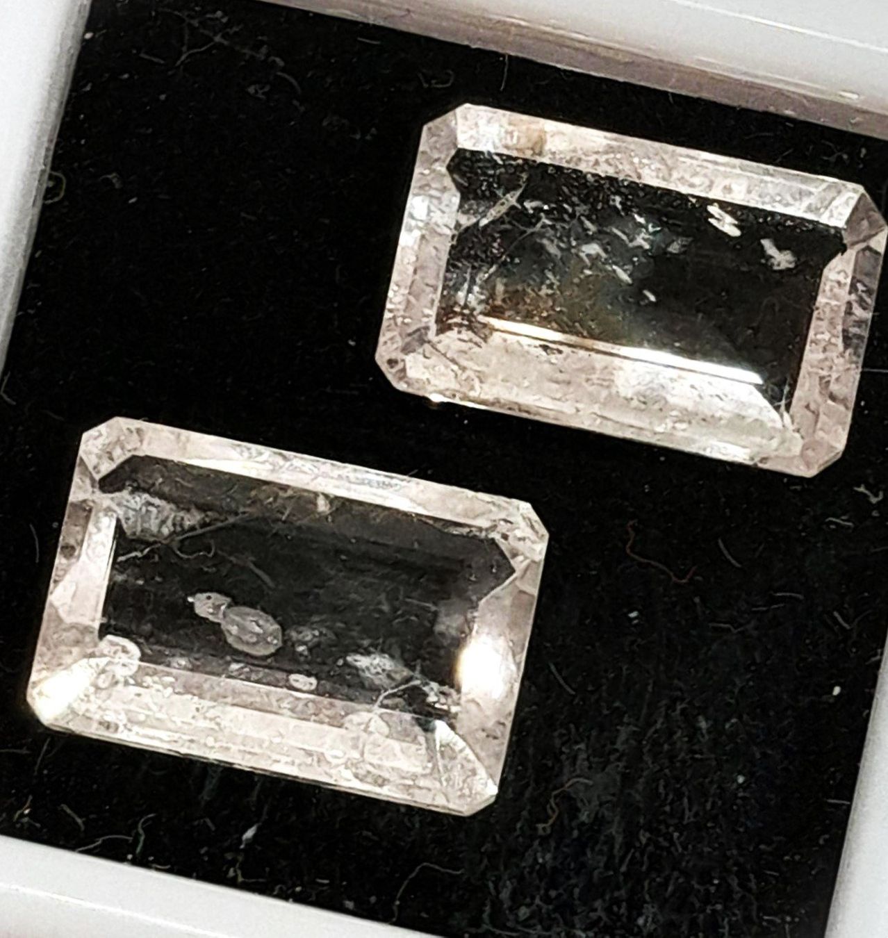 Pietre preziose: 2x Morganites 6.45 ct - Valeur 360.- Fr – Nuovo (secondo la descrizione) da Grimisuat venduto da Valgem 1