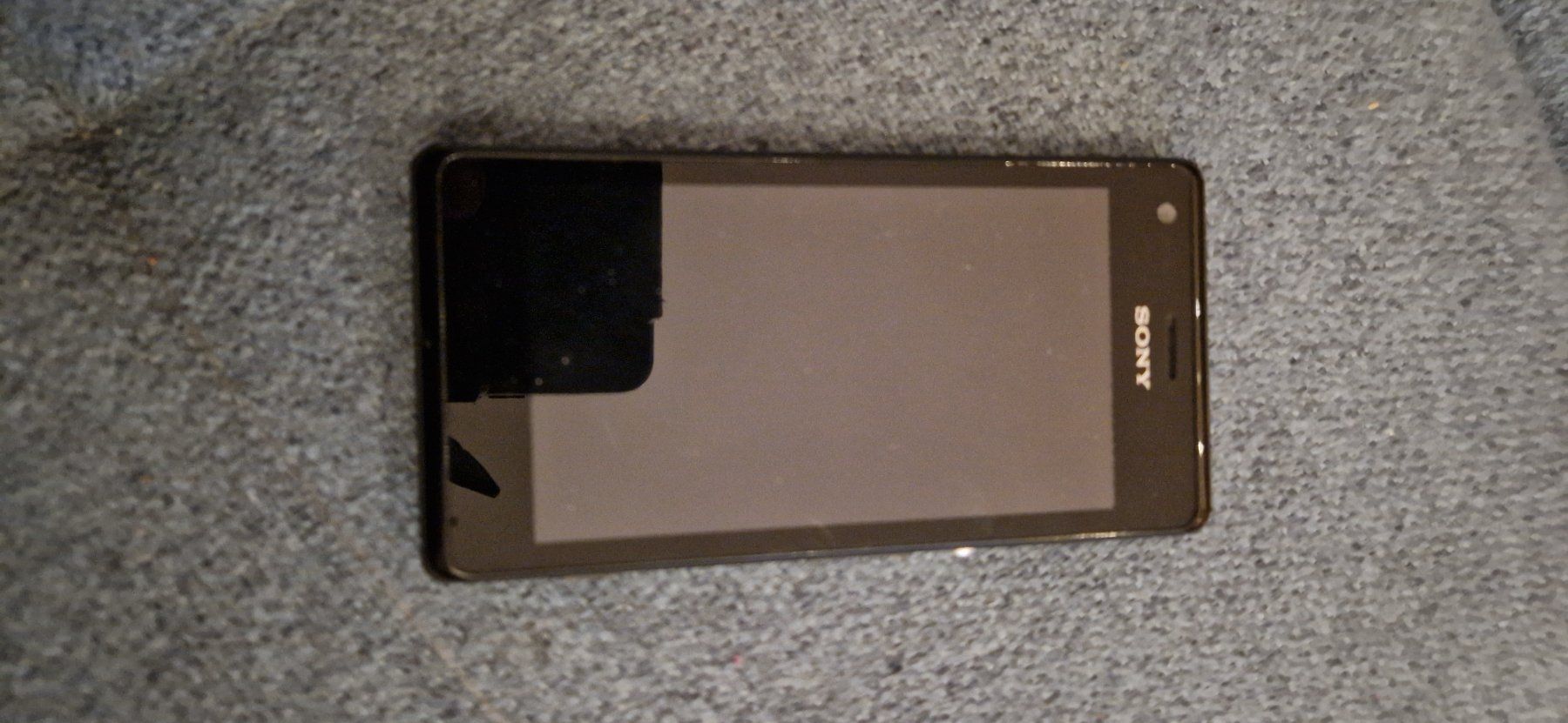 Sony Telefoni cellulari / Smartphones: Sony Xperia – Difettoso da Dorf venduto da Echo_Elements 4