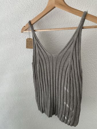 Handgestricktes Top aus Seide