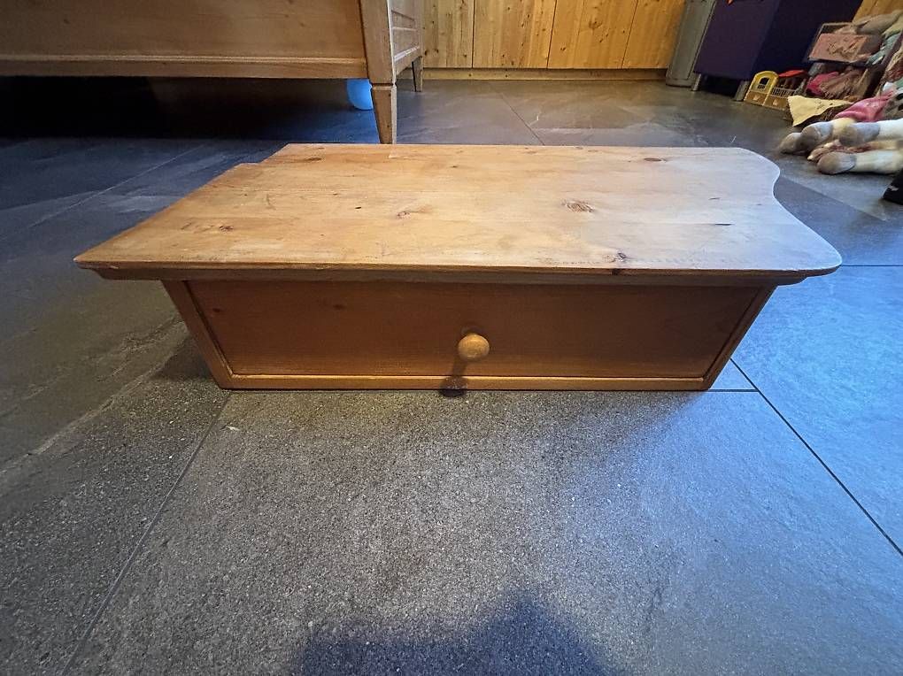 Lits: Himmelbett Holz Antik – D'occasion à Unteriberg par wg52 4