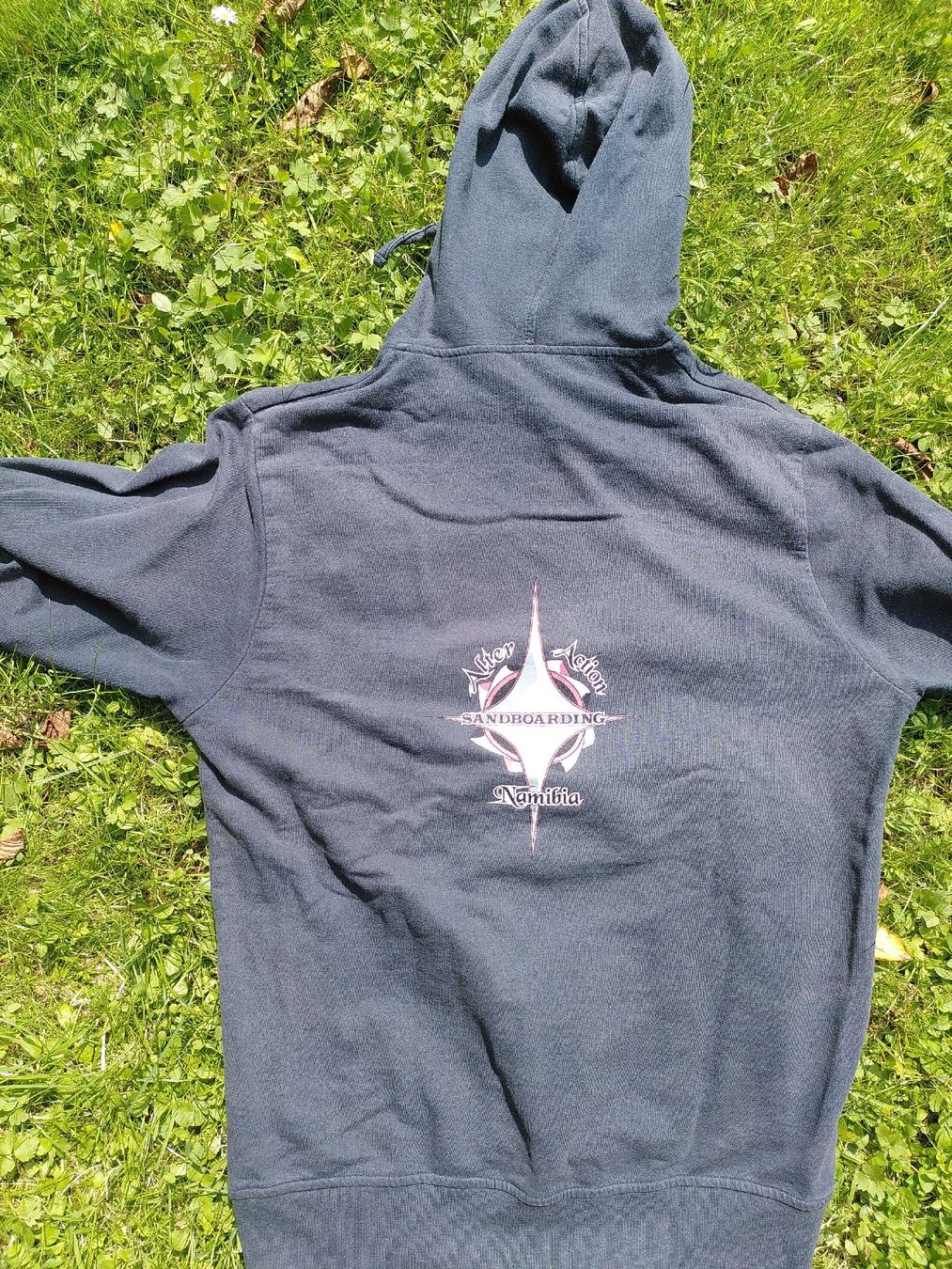 Maglioni & Felpe: Kaputzenpullover M – Usato da Richterswil venduto da sil_lm7x 3