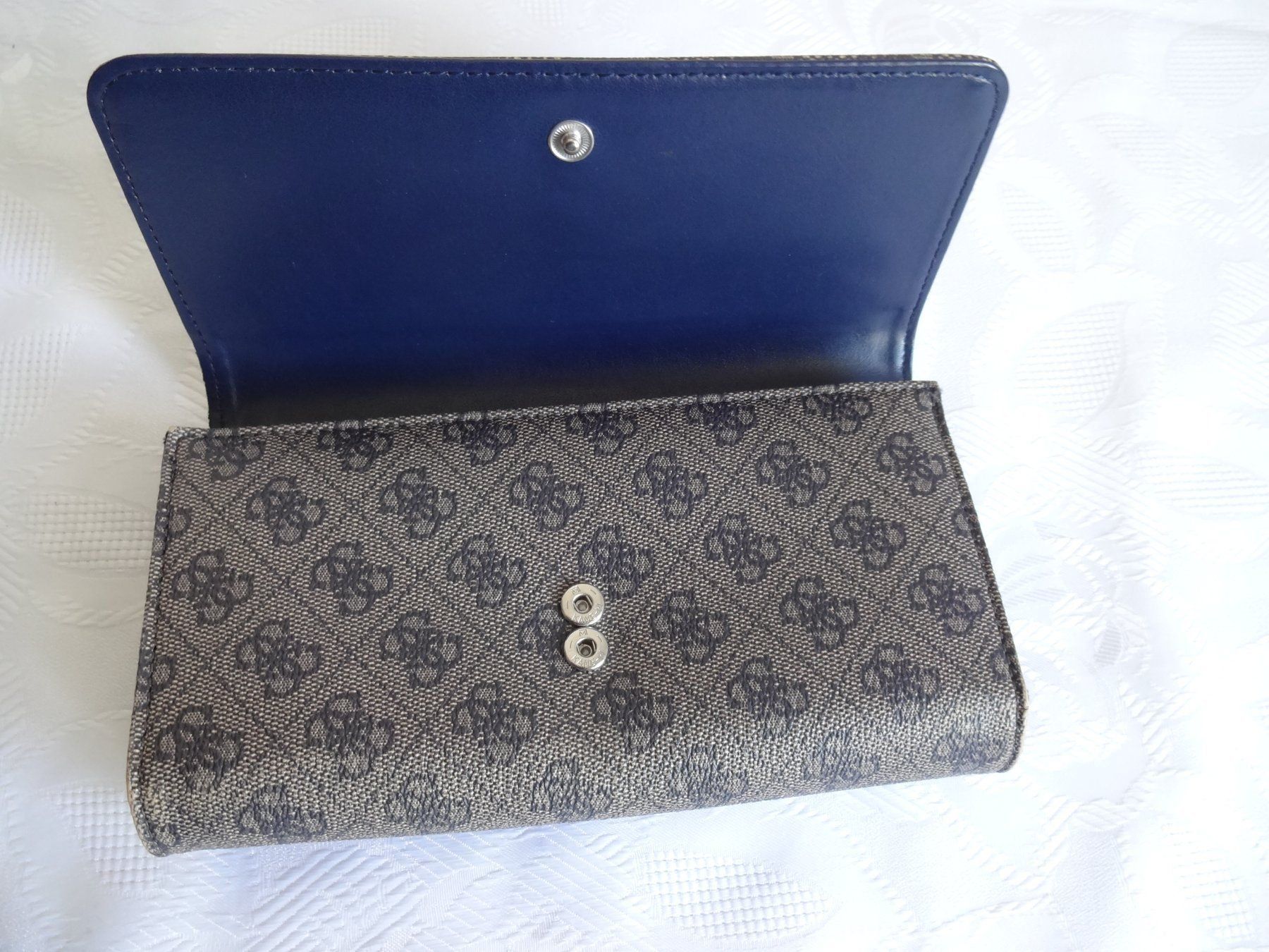 Guess Portamonete: Orig. GUESS  Portemonnaie – Usato da Frauenfeld venduto da rey06 2