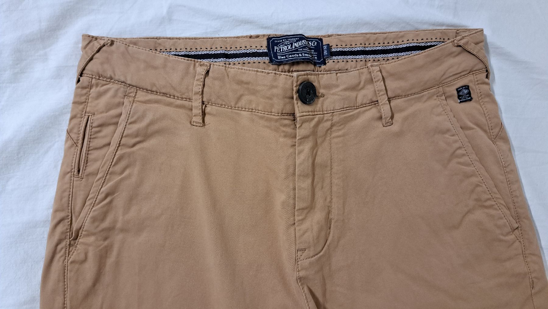 Pantalons: Petrol Industries Chino Hose Gr. 28 – D'occasion à Riehen par Sina13 1