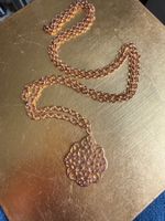 Rosegoldfarbene lange Halskett mit tollem Anhänger
