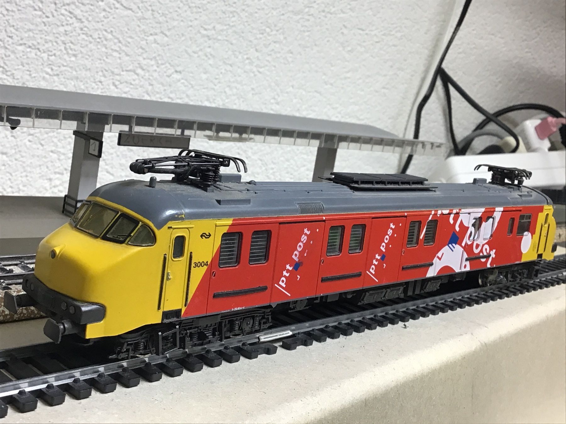 Märklin Modellini di ferrovie: Holländische Märklin H0 Lok – Usato da Männedorf venduto da Spezial-Modelle 1
