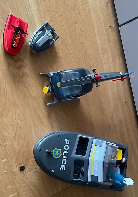 Giocattoli: Playmobil Polizeiboot – Usato da Ennetmoos venduto da Tilfreds 1