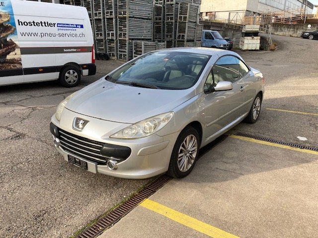 Peugeot Automobili: Peugeot 307 2.0i Cabrio – Usato da Frauenkappelen venduto da Autohaus-Bern