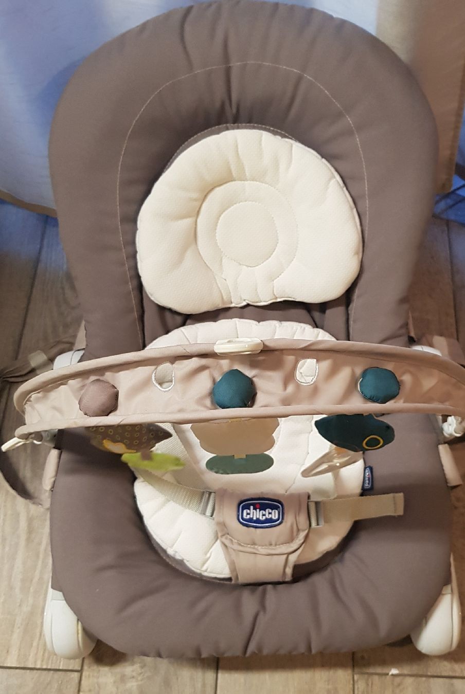 Chicco Sdraiette & Sdraiette a dondolo: Chicco Babywippe, Babysitter – Usato da Mauensee venduto da Braut-kleid